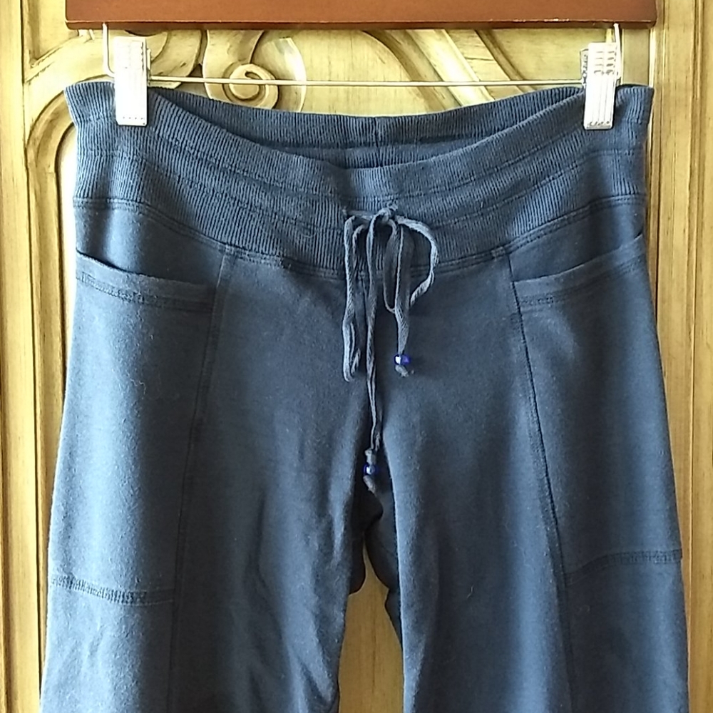 Om Girl pants size small